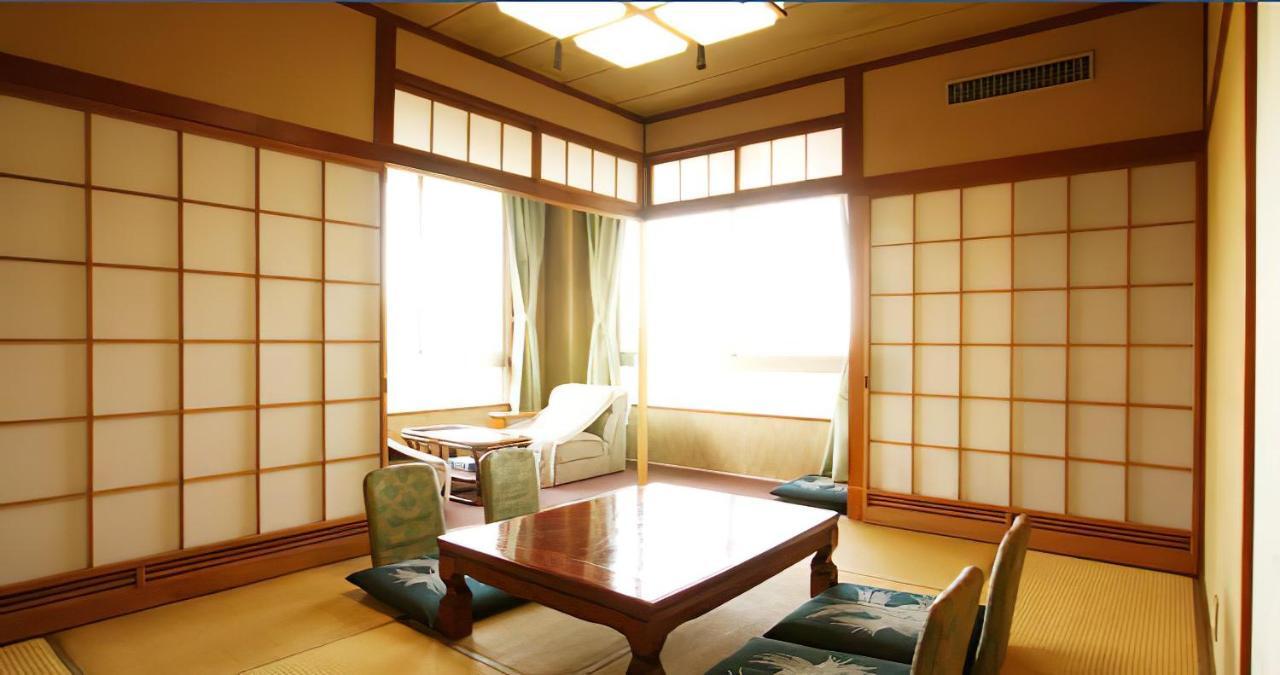 Hotel Ikaho Ginsui Shibukawa Exterior photo